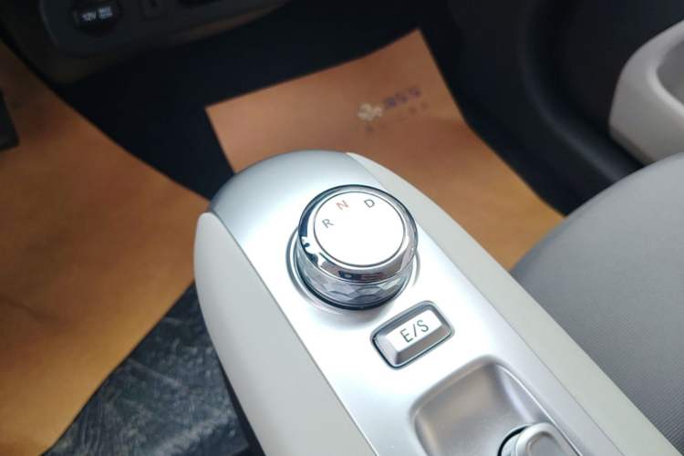 Used CHANGAN NEVO Lumin 2025 205 km Xiangqin Version Gear Lever