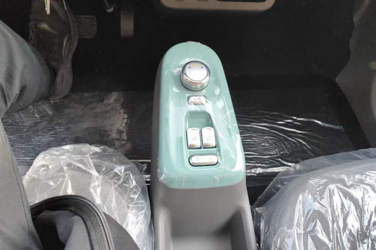 Used CHANGAN NEVO Lumin 2025 205 km Xiangqin Version Gear Lever