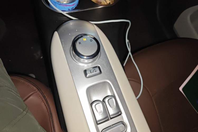Used CHANGAN NEVO Lumin 2025 205 km Xiangqin Version Gear Lever