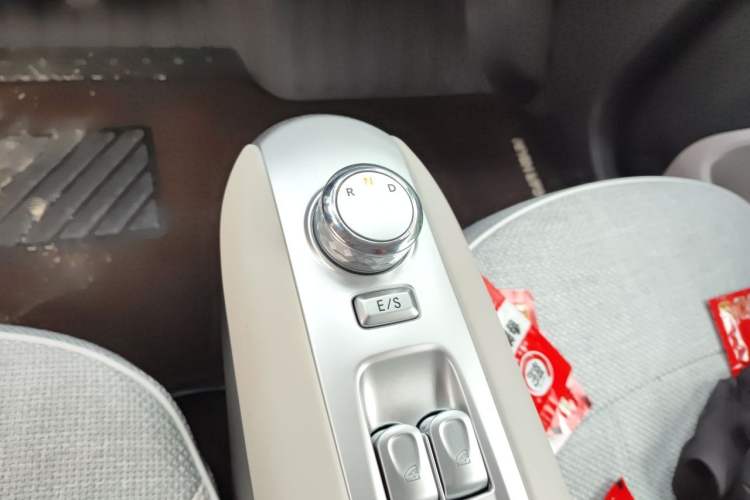Used CHANGAN NEVO Lumin 2025 205 km Xiangqin Version Gear Lever
