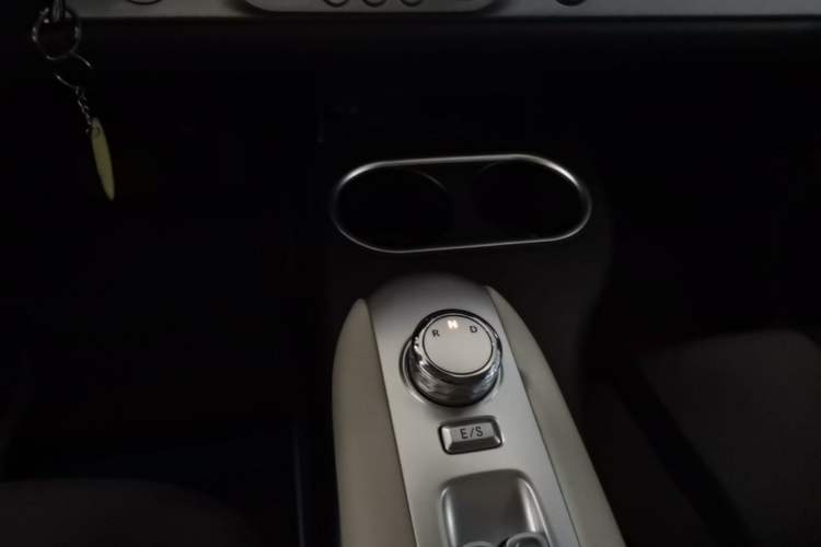 Used CHANGAN NEVO Lumin 2025 205 km Xiangqin Version Gear Lever
