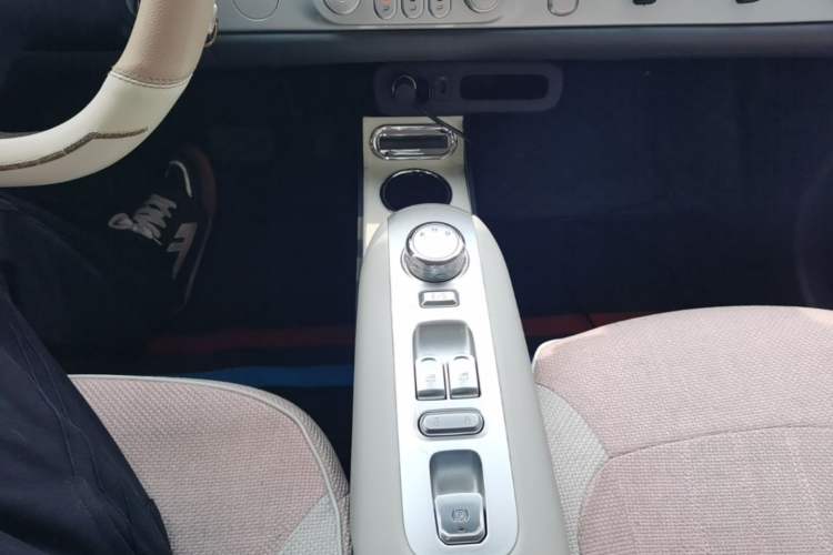 Used CHANGAN NEVO Lumin 2025 205 km Xiangqin Version Gear Lever