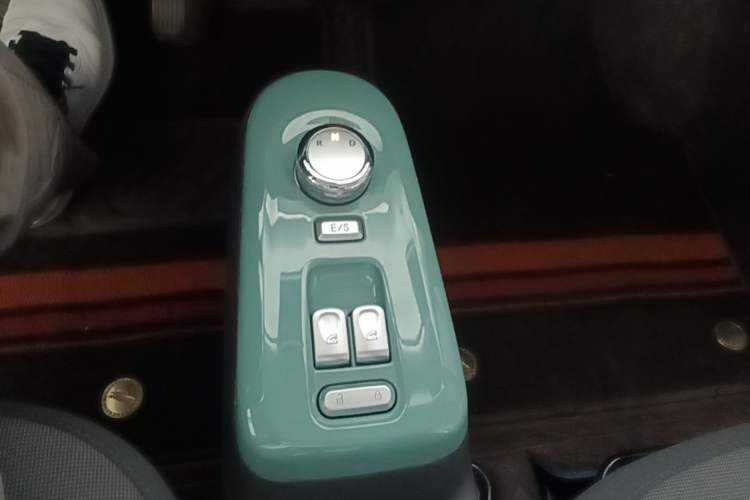 Used CHANGAN NEVO Lumin 2025 205km Refreshing Edition Gear Lever