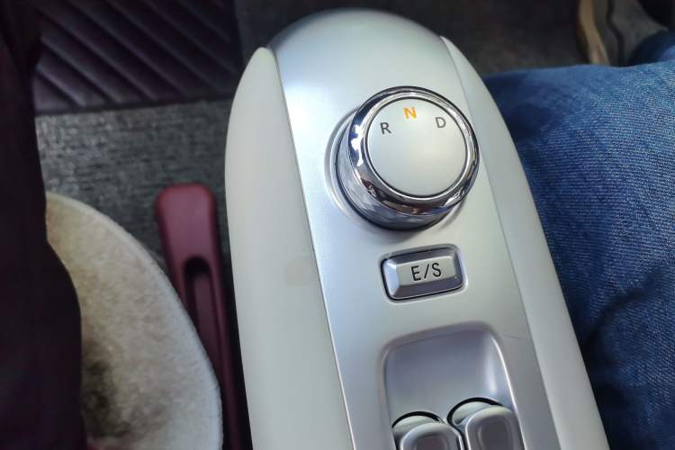 Used CHANGAN NEVO Lumin 2025 205 km Xiangqin Version Gear Lever