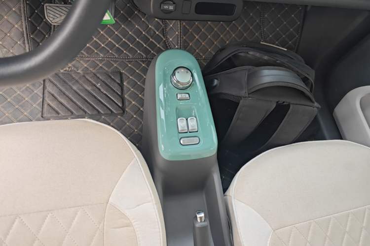 Used CHANGAN NEVO Lumin 2025 205km Refreshing Edition Gear Lever