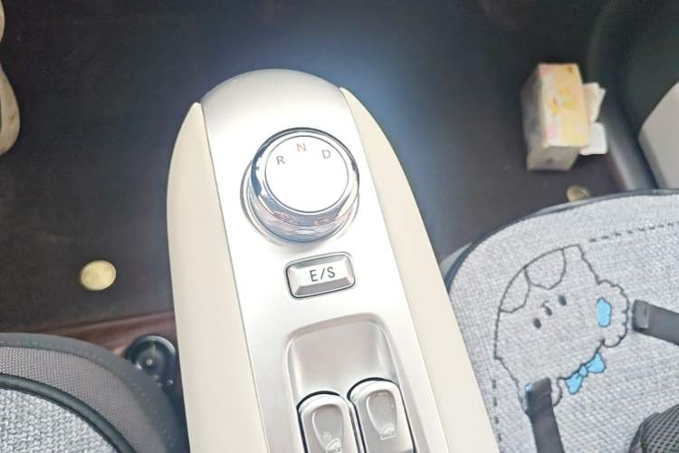 Used CHANGAN NEVO Lumin 2025 205 km Xiangqin Version Gear Lever