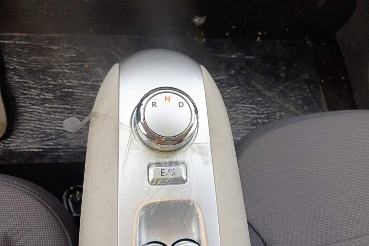 Used CHANGAN NEVO Lumin 2025 205 km Xiangqin Version Gear Lever
