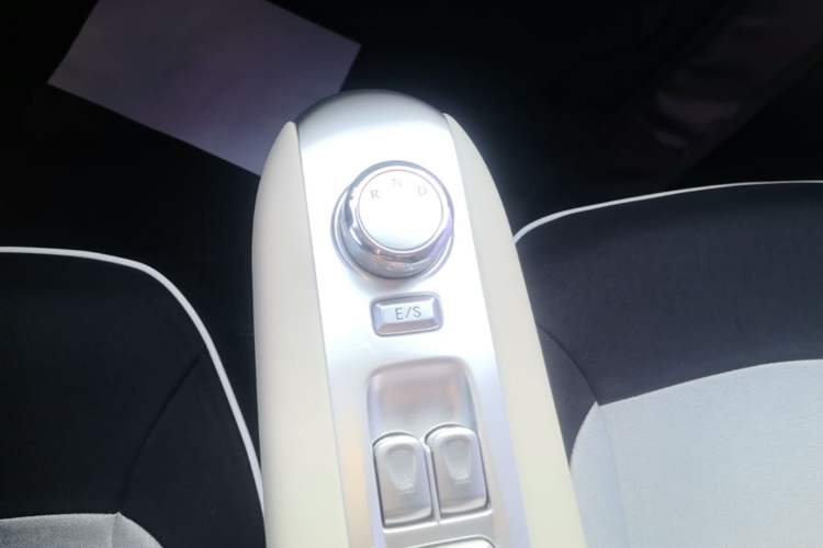 Used CHANGAN NEVO Lumin 2025 205 km Xiangqin Version Gear Lever