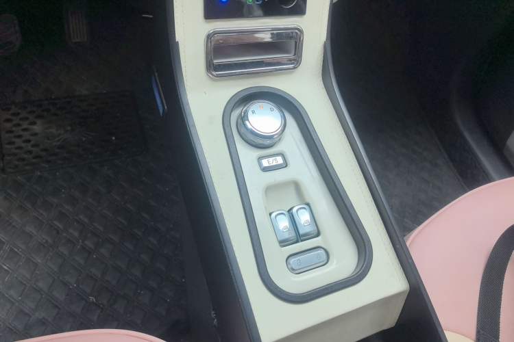 Used CHANGAN NEVO Lumin 2025 205km Refreshing Edition Gear Lever