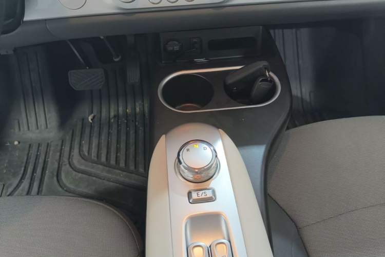 Used CHANGAN NEVO Lumin 2025 205 km Xiangqin Version Gear Lever