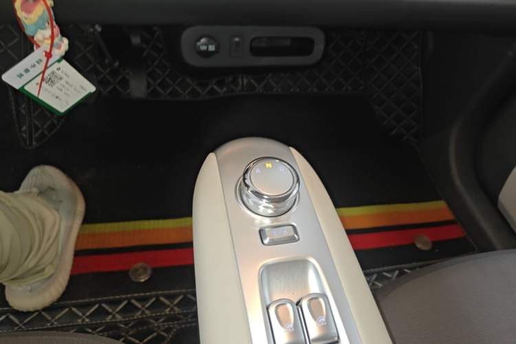 Used CHANGAN NEVO Lumin 2025 205 km Xiangqin Version Gear Lever