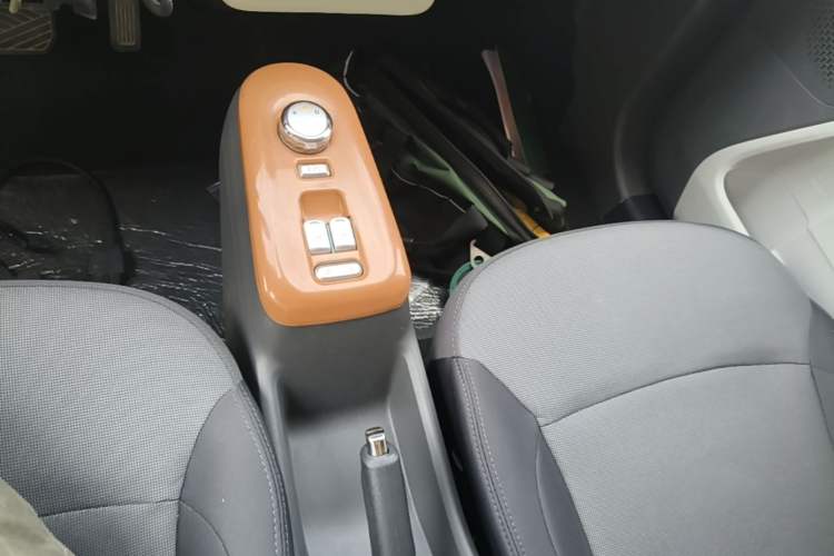 Used CHANGAN NEVO Lumin 2025 205km Refreshing Edition Gear Lever
