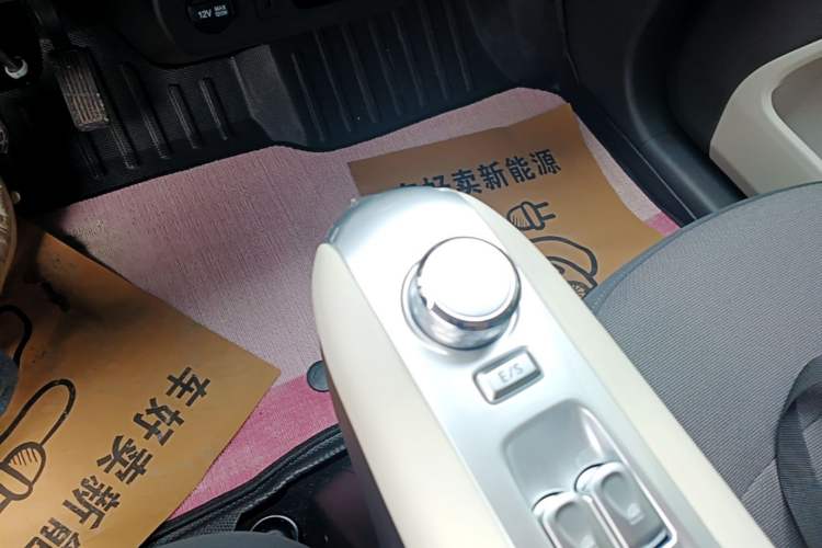 Used CHANGAN NEVO Lumin 2025 205 km Xiangqin Version Gear Lever