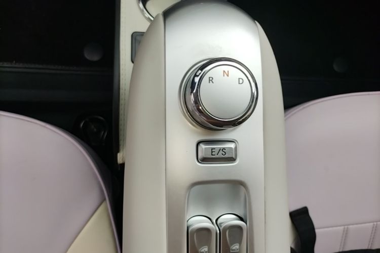 Used CHANGAN NEVO Lumin 2025 205 km Xiangqin Version Gear Lever
