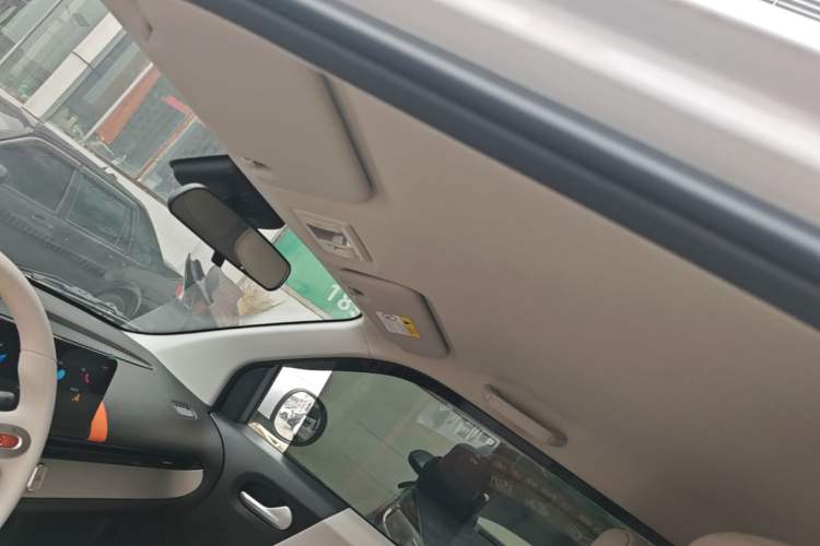 Used CHANGAN NEVO Lumin 2025 301km Honey Dew Edition Headliner