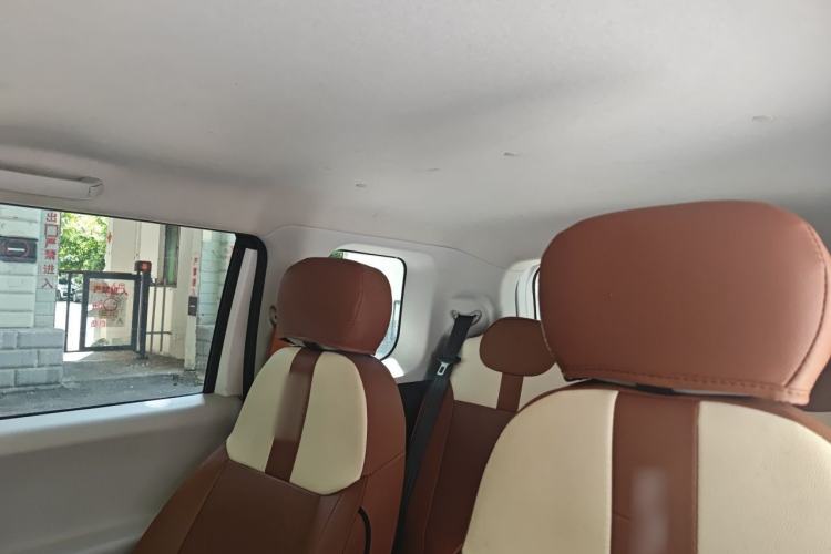 Used CHANGAN NEVO Lumin 2025 301km Honey Dew Edition Headliner