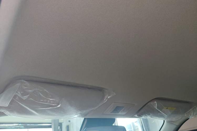 Used CHANGAN NEVO Lumin 2025 301km Honey Dew Edition Headliner