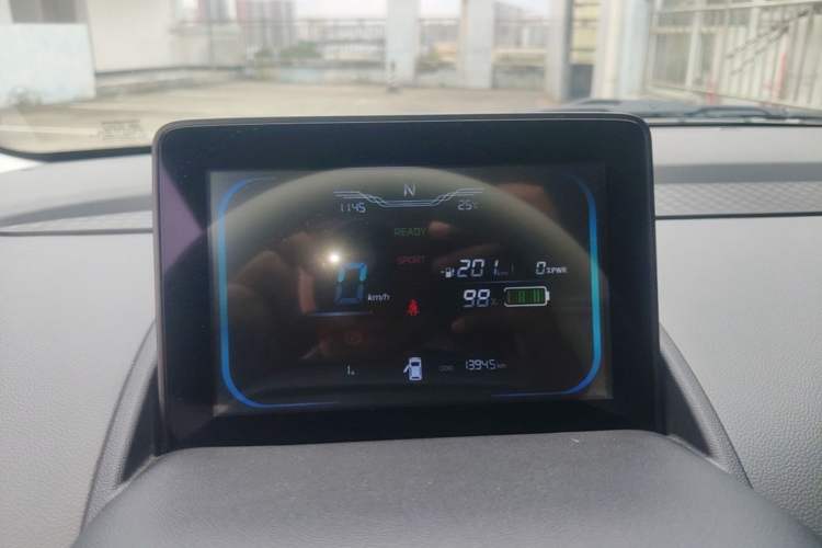 Used CHANGAN NEVO Lumin 2025 205 km Xiangqin Version Instrument Cluster