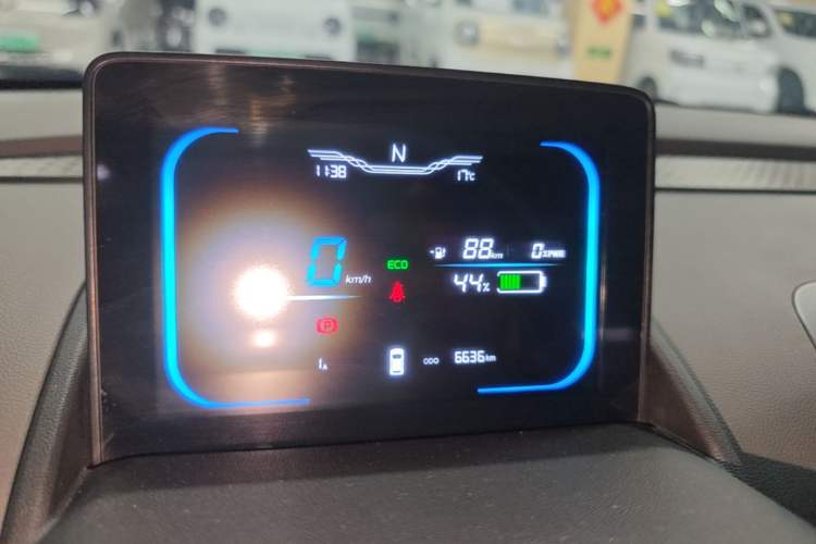 Used CHANGAN NEVO Lumin 2025 205km Refreshing Edition Instrument Cluster