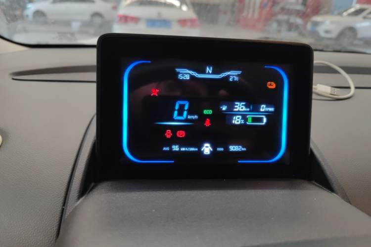 Used CHANGAN NEVO Lumin 2025 205km Refreshing Edition Instrument Cluster
