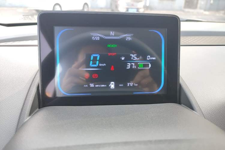 Used CHANGAN NEVO Lumin 2025 205 km Xiangqin Version Instrument Cluster
