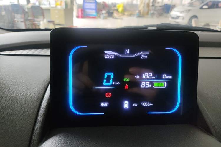 Used CHANGAN NEVO Lumin 2025 205 km Xiangqin Version Instrument Cluster