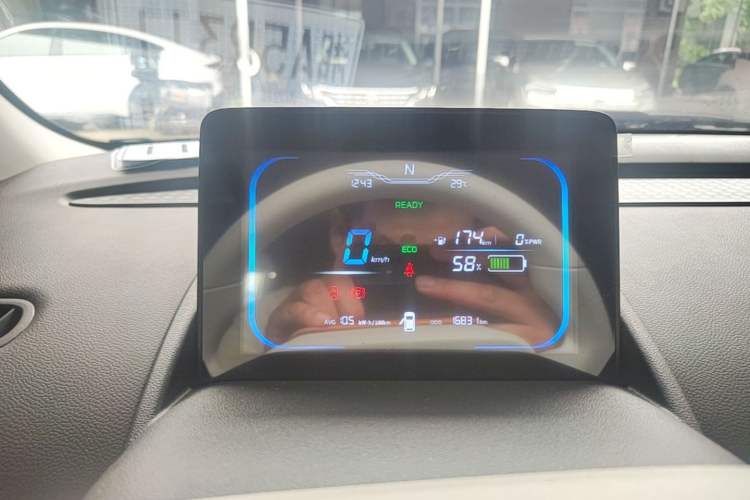 Used CHANGAN NEVO Lumin 2025 301km Honey Dew Edition Instrument Cluster