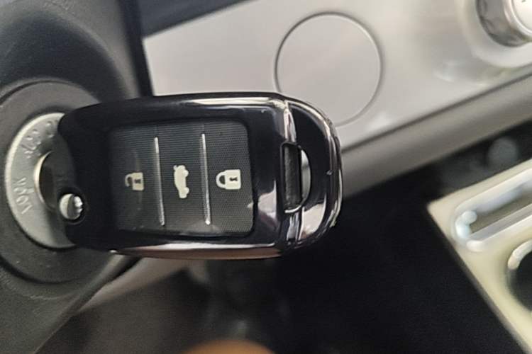 Used CHANGAN NEVO Lumin 2025 205 km Xiangqin Version Interior 1