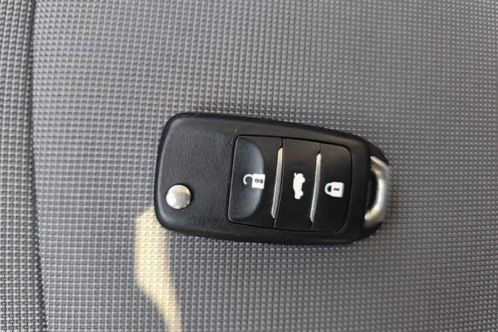 Used CHANGAN NEVO Lumin 2025 205 km Xiangqin Version Interior 1