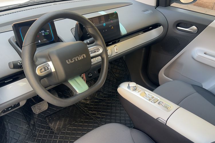 Used CHANGAN NEVO Lumin 2025 205 km Xiangqin Version Interior 1