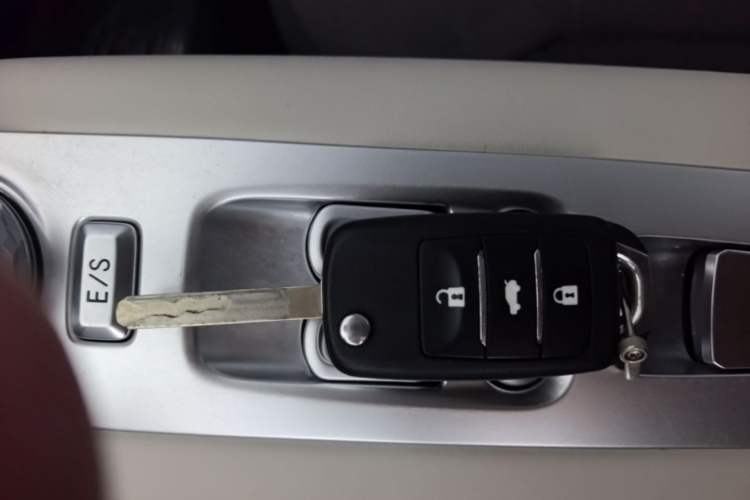 Used CHANGAN NEVO Lumin 2025 205 km Xiangqin Version Interior 1