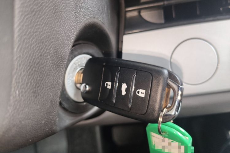 Used CHANGAN NEVO Lumin 2025 205 km Xiangqin Version Interior 1