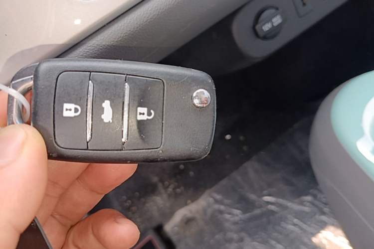 Used CHANGAN NEVO Lumin 2025 205km Refreshing Edition Interior 1