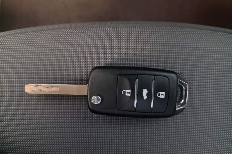 Used CHANGAN NEVO Lumin 2025 205 km Xiangqin Version Interior 1