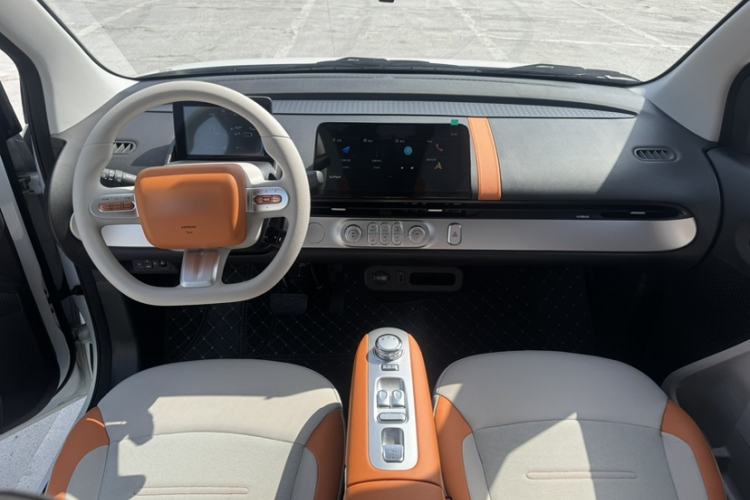 Used CHANGAN NEVO Lumin 2025 301km Honey Dew Edition Interior 10