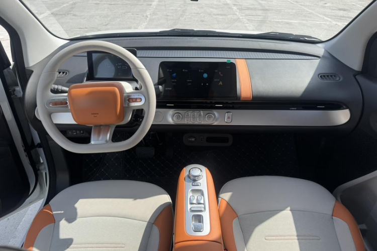 Used CHANGAN NEVO Lumin 2025 301km Honey Dew Edition Interior 3