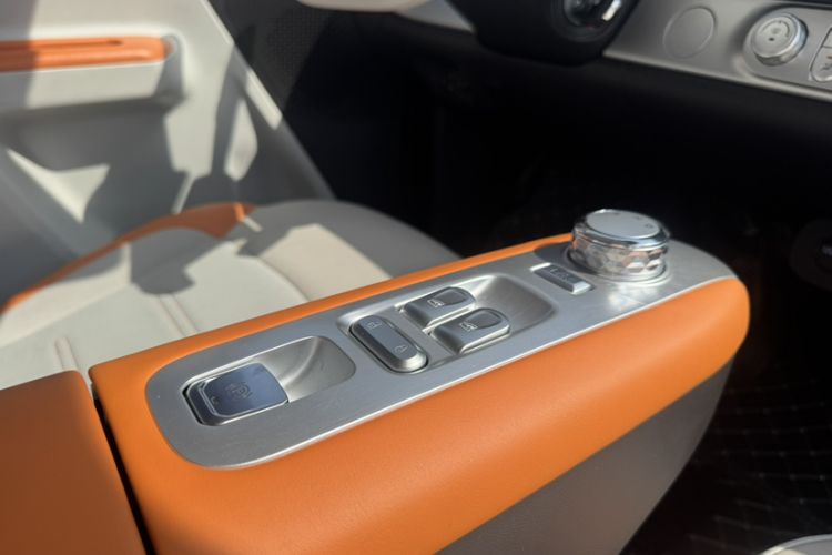 Used CHANGAN NEVO Lumin 2025 301km Honey Dew Edition Interior 5