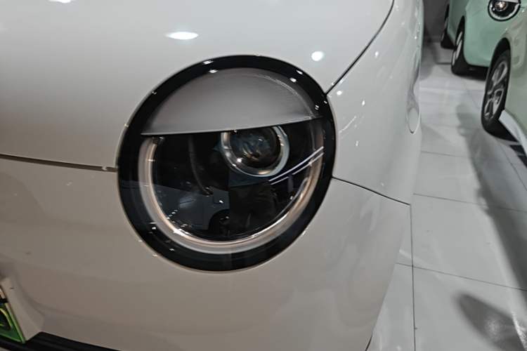 Used CHANGAN NEVO Lumin 2025 301km Honey Dew Edition Left Front Headlight