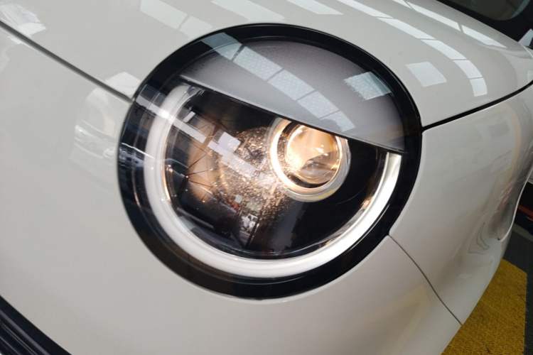 Used CHANGAN NEVO Lumin 2025 301km Honey Dew Edition Left Front Headlight