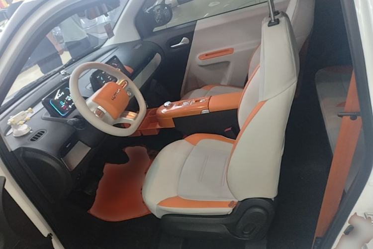 Used CHANGAN NEVO Lumin 2025 301km Honey Dew Edition Left Front Seat