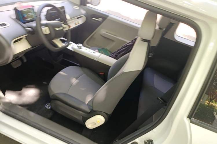 Used CHANGAN NEVO Lumin 2025 205 km Xiangqin Version Left Front Seat