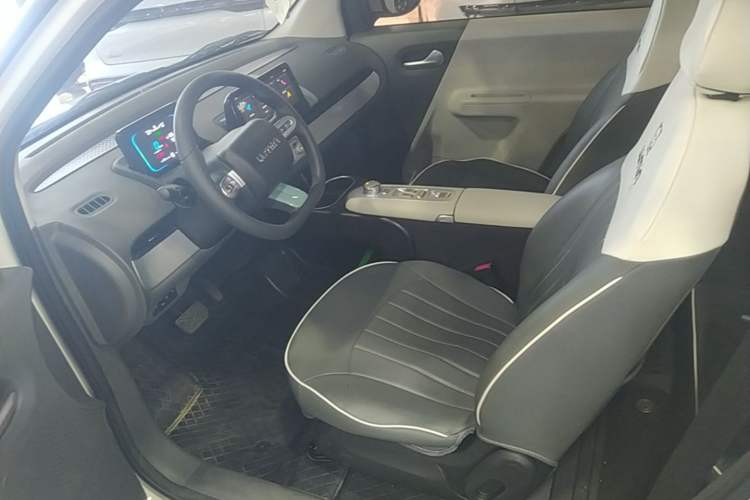 Used CHANGAN NEVO Lumin 2025 205 km Xiangqin Version Left Front Seat