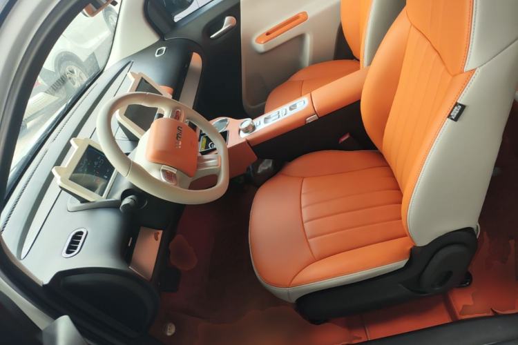 Used CHANGAN NEVO Lumin 2025 301km Honey Dew Edition Left Front Seat
