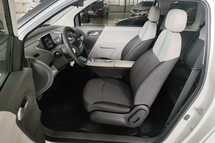Used CHANGAN NEVO Lumin 2025 205 km Xiangqin Version Left Front Seat