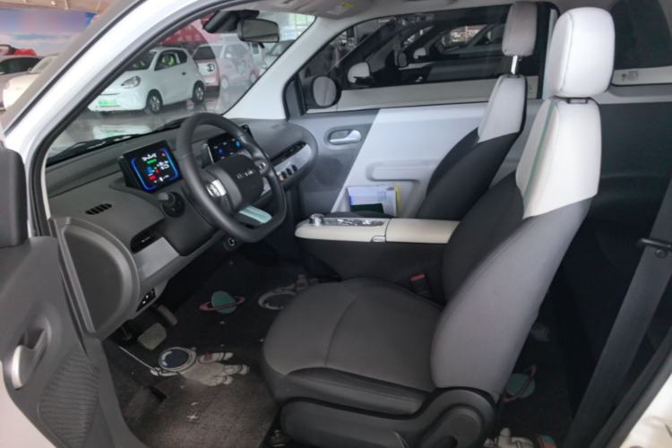 Used CHANGAN NEVO Lumin 2025 205 km Xiangqin Version Left Front Seat
