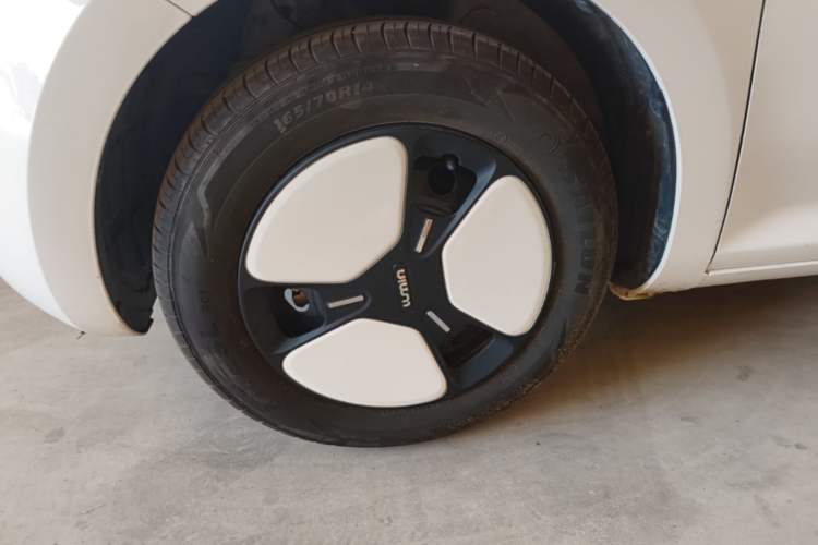 Used CHANGAN NEVO Lumin 2025 205 km Xiangqin Version Left Front Wheel Hub