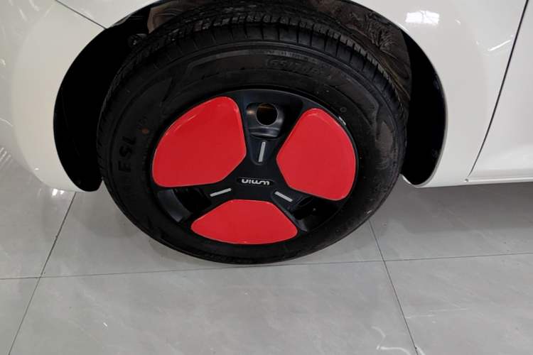 Used CHANGAN NEVO Lumin 2025 205 km Xiangqin Version Left Front Wheel Hub
