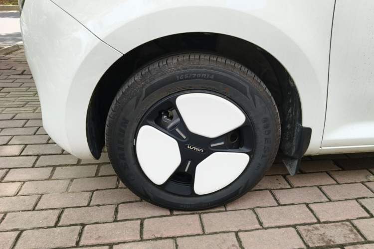 Used CHANGAN NEVO Lumin 2025 205 km Xiangqin Version Left Front Wheel Hub