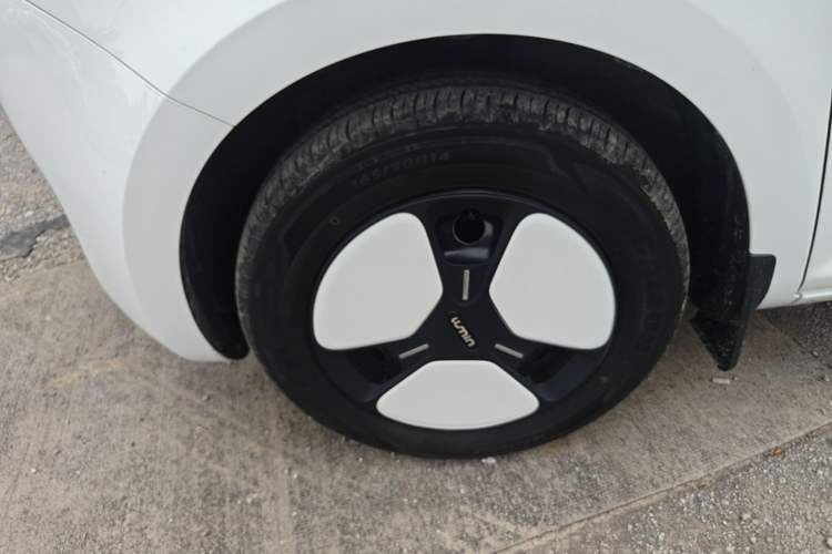 Used CHANGAN NEVO Lumin 2025 205km Refreshing Edition Left Front Wheel Hub