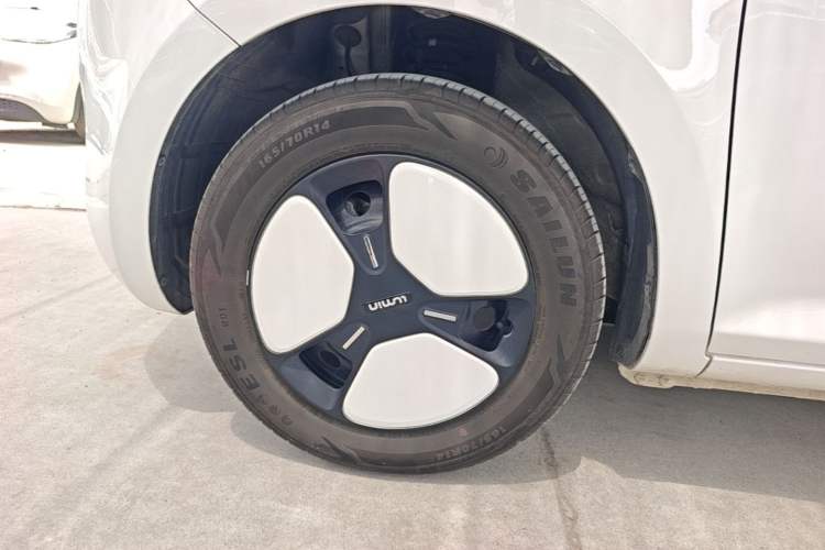 Used CHANGAN NEVO Lumin 2025 301km Honey Dew Edition Left Front Wheel Hub